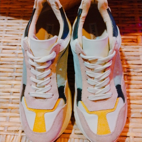 Steve Madden Womens Memory Pink / Multicolored Shoes - Picture 7 of 8